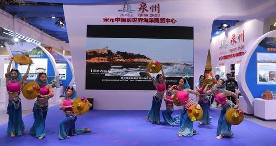 泉州市組團(tuán)參加第十三屆海峽兩岸廈門文博會(huì)
